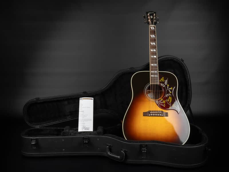 Gibson Hummingbird Standard