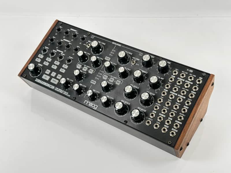 Moog Subharmonicon