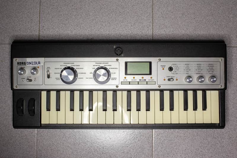 Korg microKORG