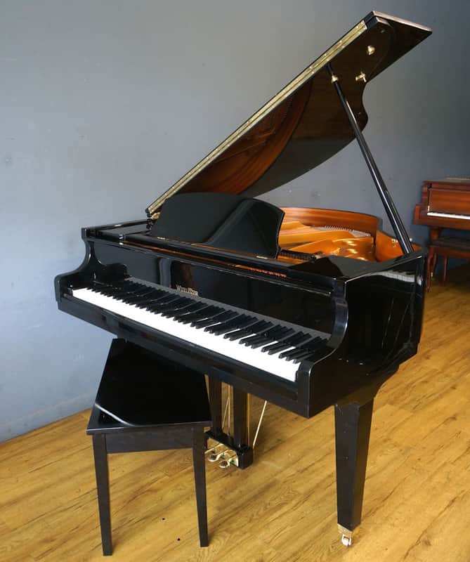 Wurlitzer C143 Petite Baby Grand