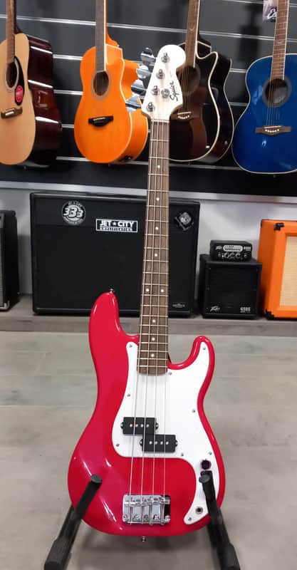 Squier Mini Precision Bass