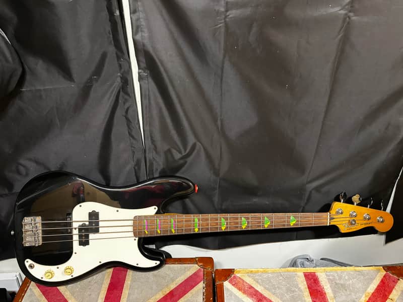 Fender Standard Precision Bass (1991-2008)