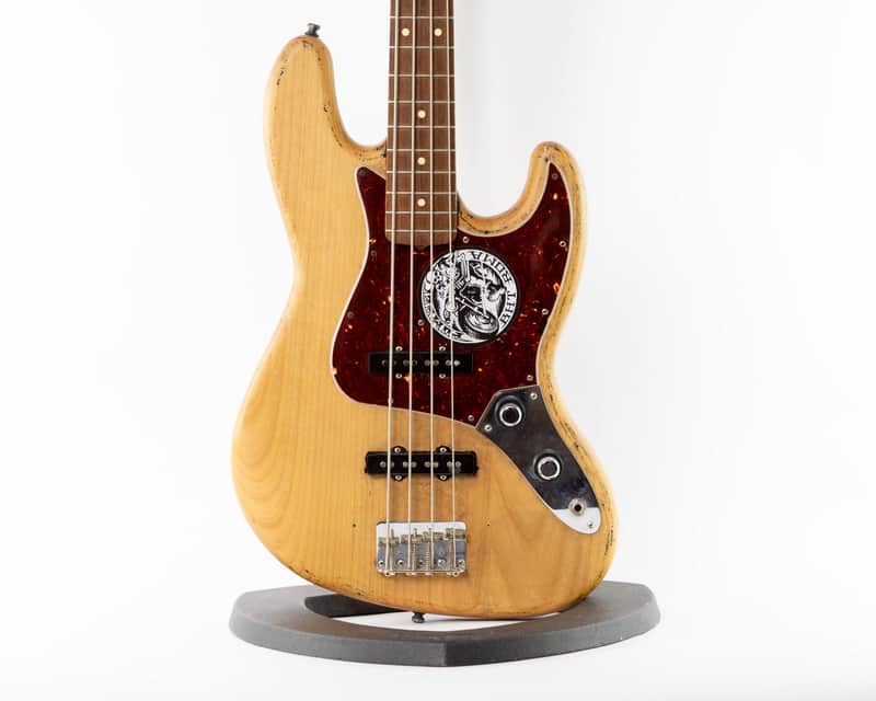 Fender American Vintage '62 Jazz Bass (1985 - 2012) | tone-index.com