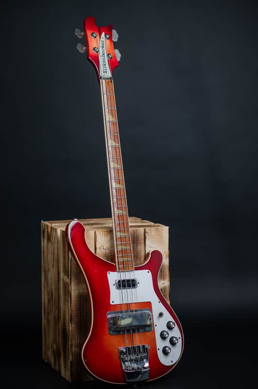 Rickenbacker 4001 (1973 - 1983)